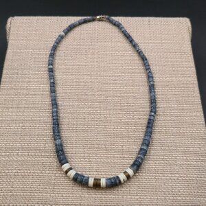 18 Inch Blue White Stacked Disc Shell Handmade Necklace B995